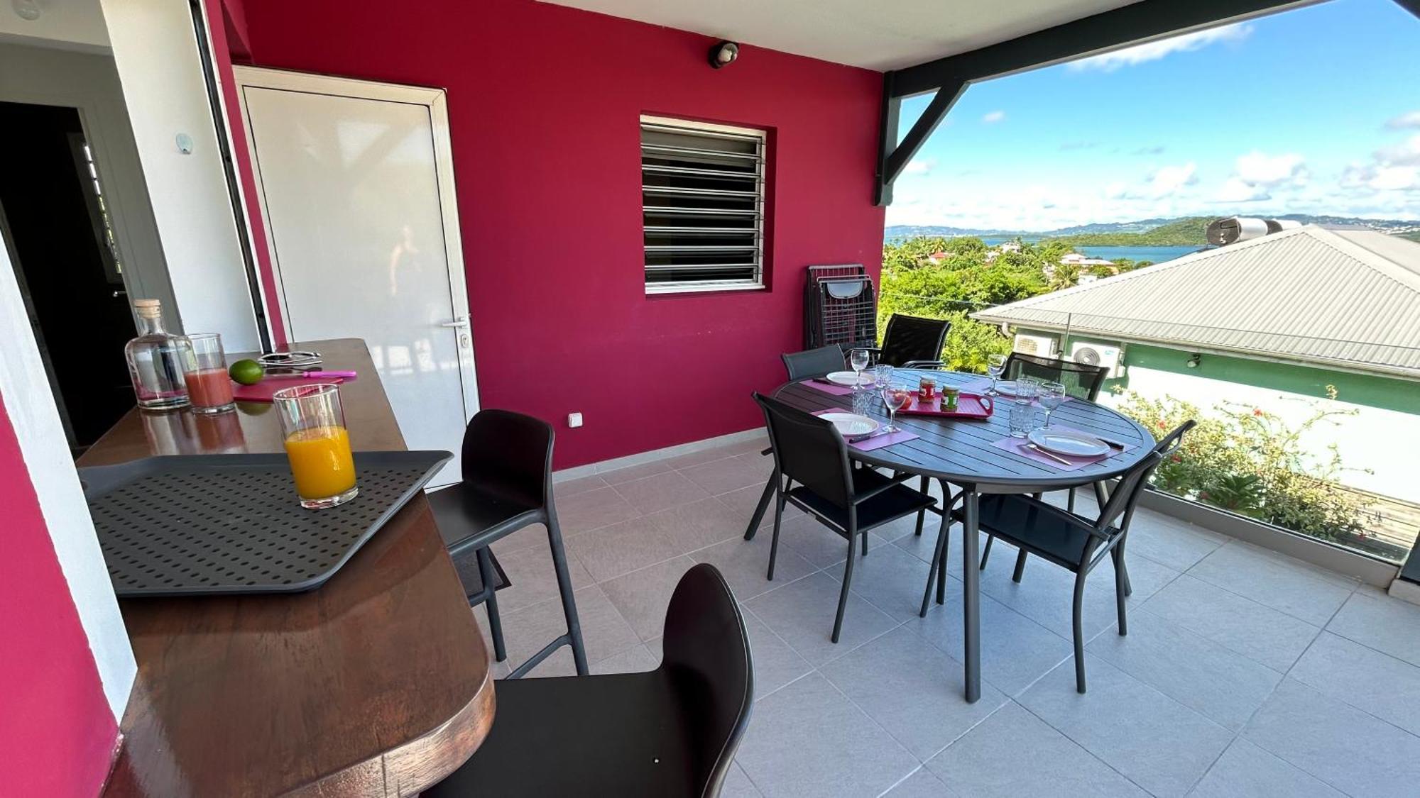 La Villa Jalna Grenadine Deux Chambres Et Piscine Privee เลส์ทรัวส์-ซีเลต์ ภายนอก รูปภาพ