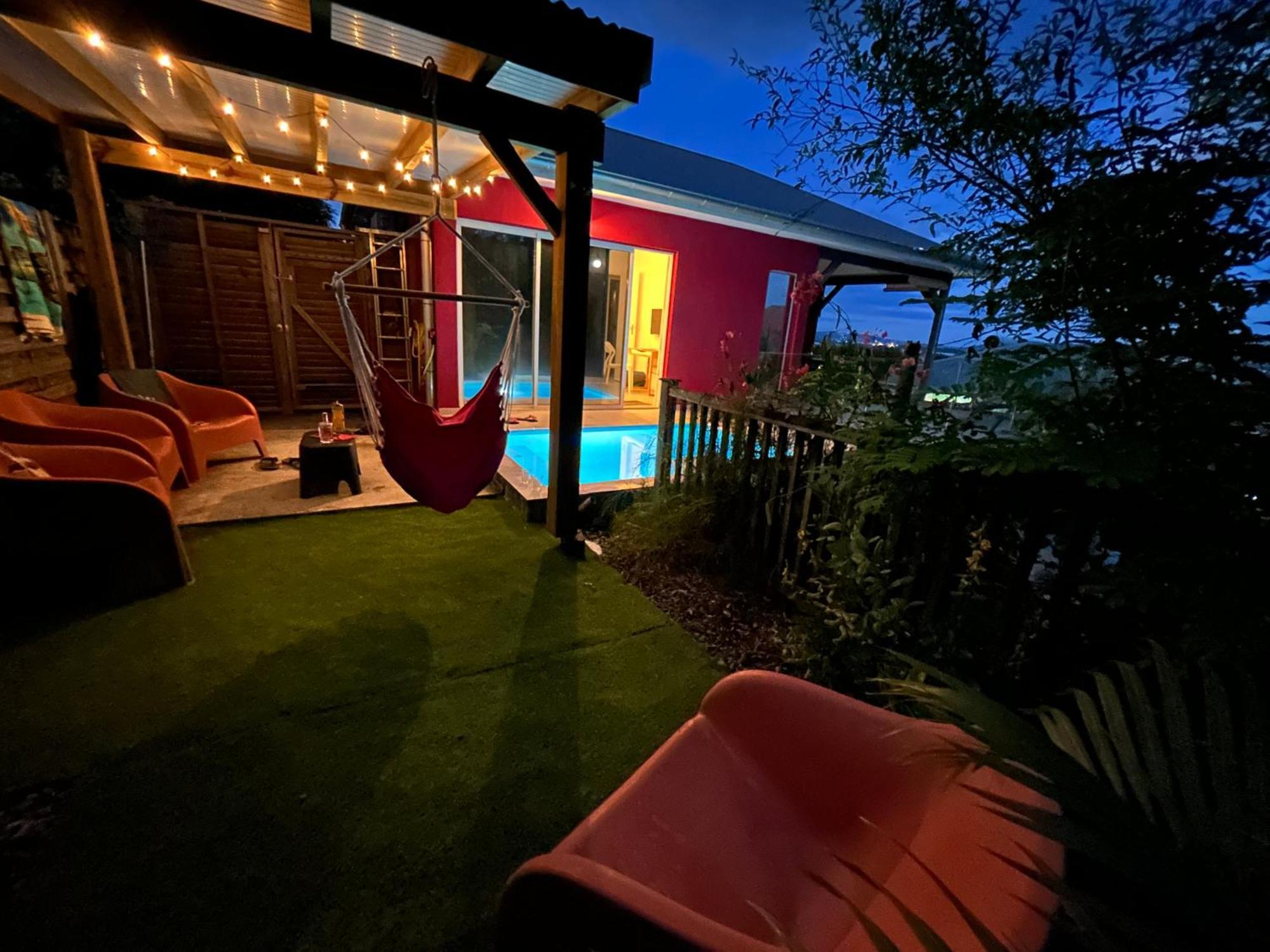 La Villa Jalna Grenadine Deux Chambres Et Piscine Privee เลส์ทรัวส์-ซีเลต์ ภายนอก รูปภาพ